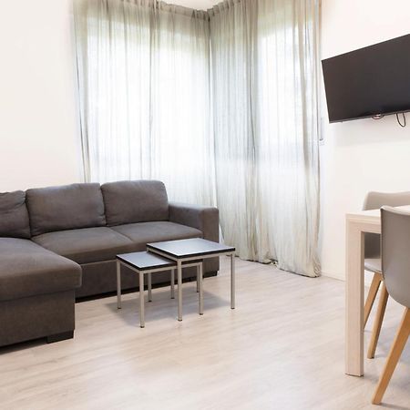 Toma Apartment Trilocale Moderno Per Max 6 Persone Милано Екстериор снимка