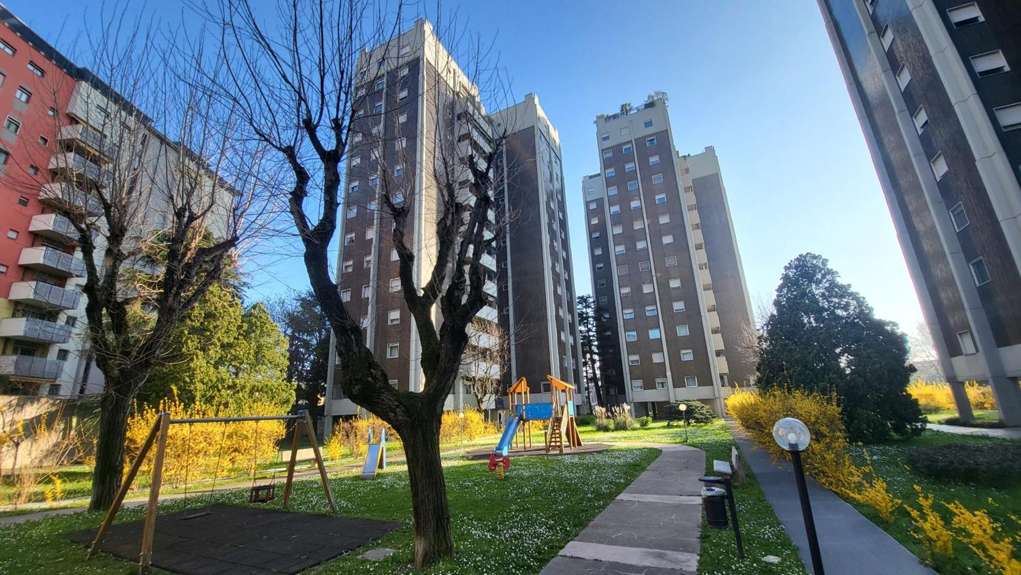 Toma Apartment Trilocale Moderno Per Max 6 Persone Милано Екстериор снимка