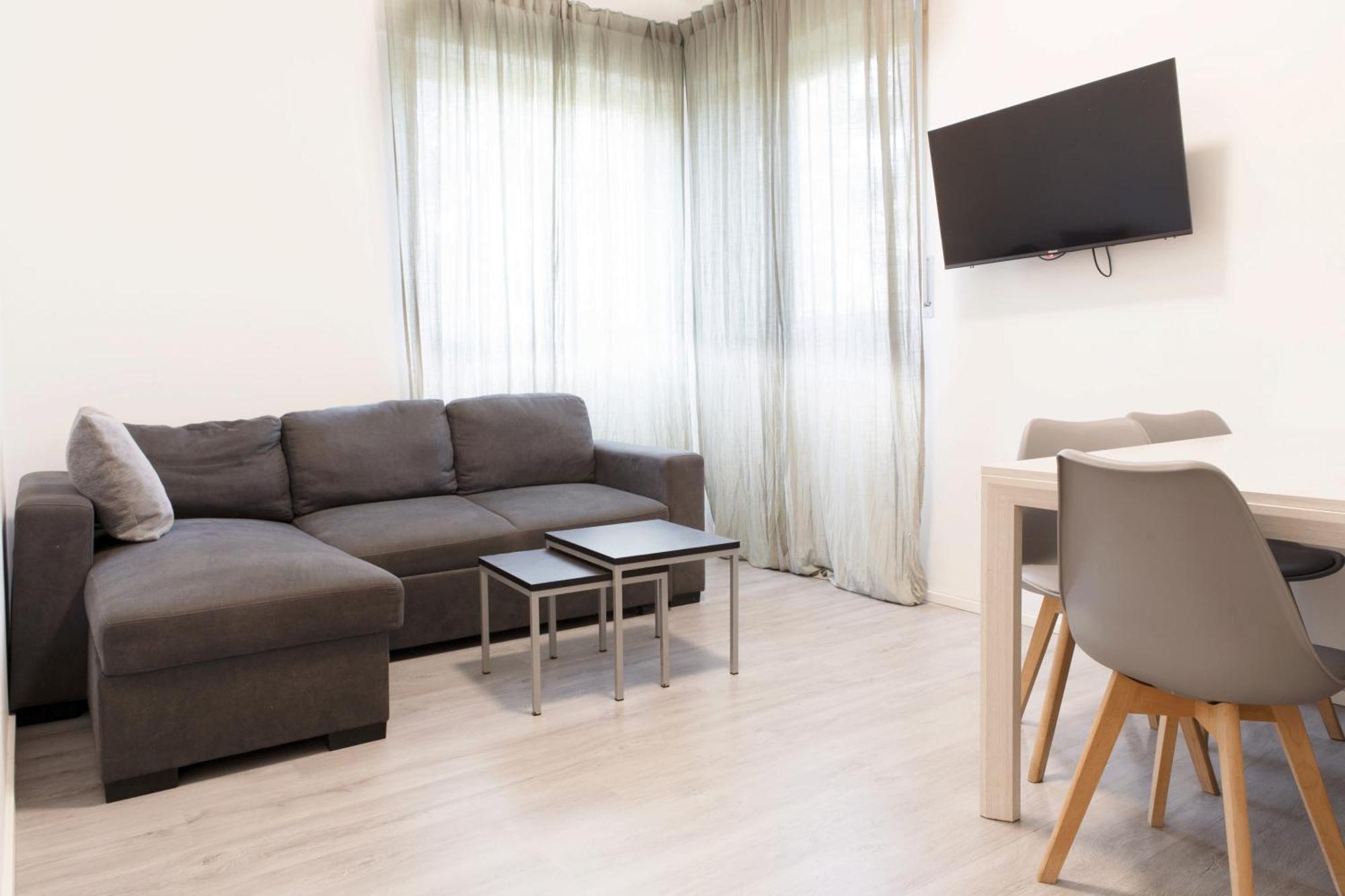 Toma Apartment Trilocale Moderno Per Max 6 Persone Милано Екстериор снимка