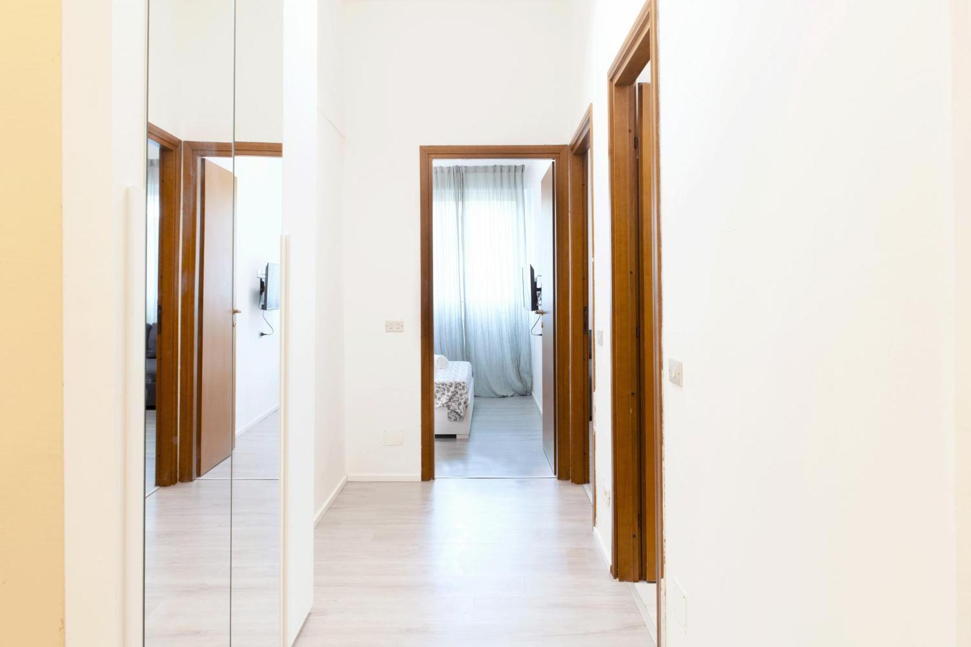 Toma Apartment Trilocale Moderno Per Max 6 Persone Милано Екстериор снимка